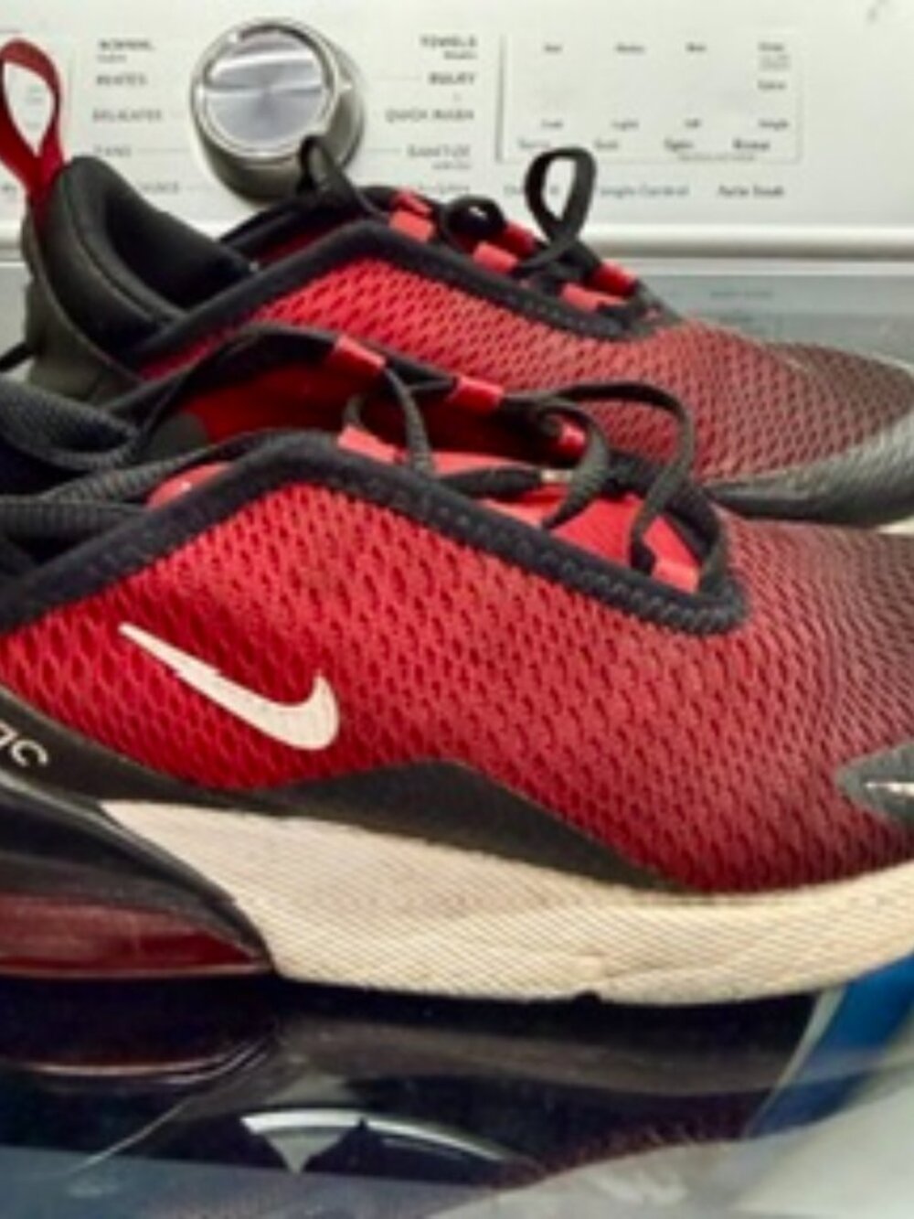 Nike Air Max 270 Red Black White Kids Sneakers Size 1.5Y